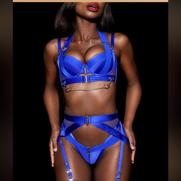 KUKURO ELECTRIC BLUE
GARTER BELT - Picture 5 of 11